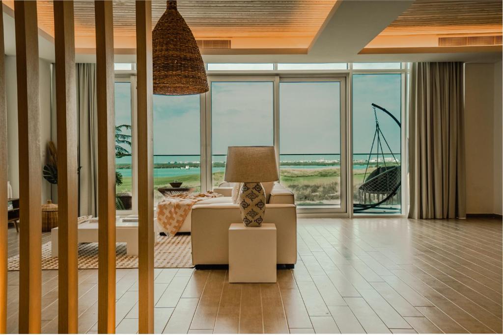 Voyage Private Beach At Your Doorstep
