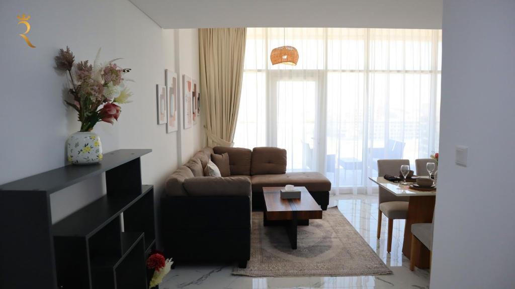 Wanderlust 2BR Apartment in Masdar city