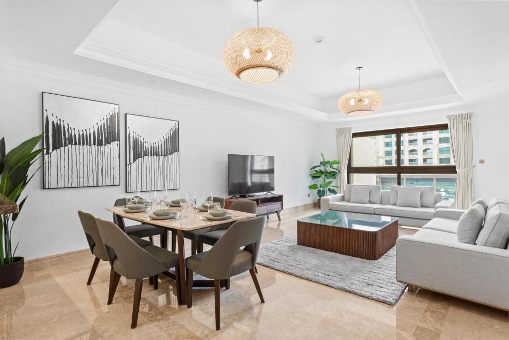West Beach Palm Jumeirah spacious 1 bedroom