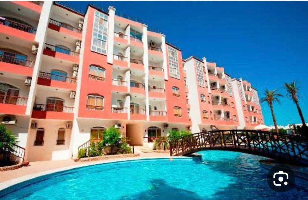 وحدة فندقية سياحية بكمبوانداند وسط الغردقة