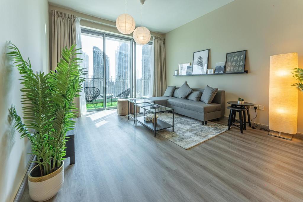 FIRST CLASS 1BR with DUBAI FOUNTAIN view