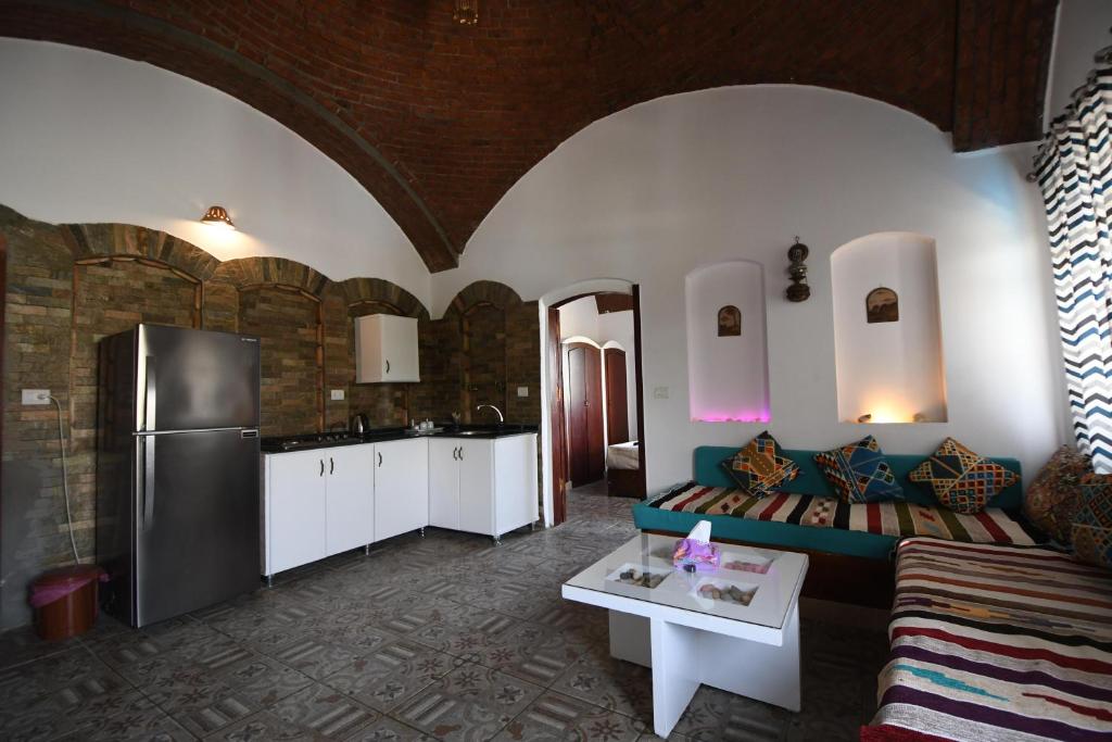 Yasmine Guest House